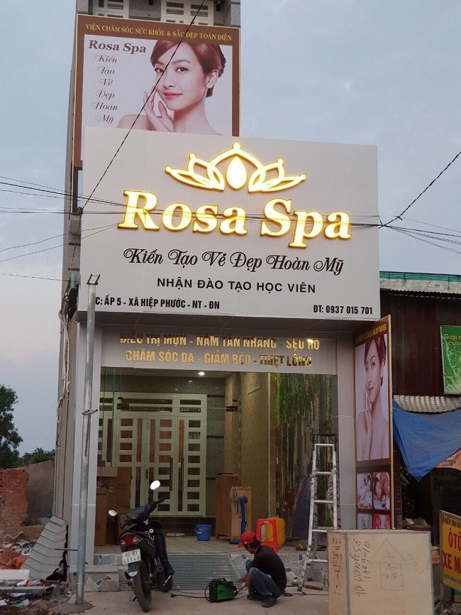 Lắp Phòng Xông Hơi Đá Muối Hymalaya Cho Rose Spa Nhơn Trạch