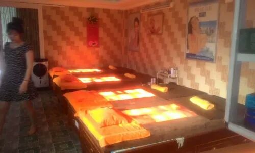 Tăng doanh thu với phòng xông hơi đá muối và giường Massage đá muối Hymalaya !